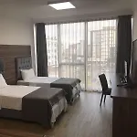 Skyport 公寓式酒店