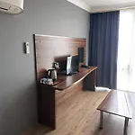 Skyport 公寓式酒店