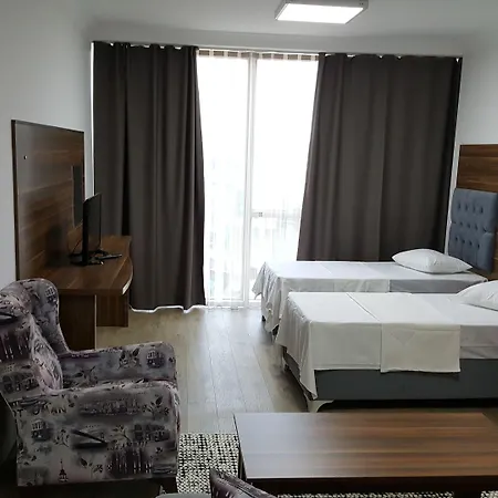 Skyport Aparthotel